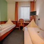 Hotel Concordia - Wohnen Auf Zeit 3*