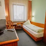 Szálloda Concordia - Wohnen Auf Zeit